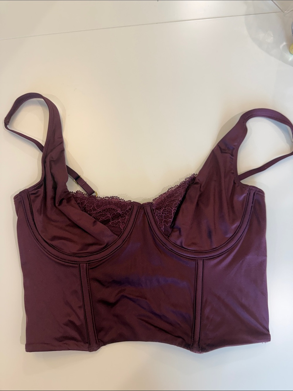 Lace-Trim corset in burgundy/wine